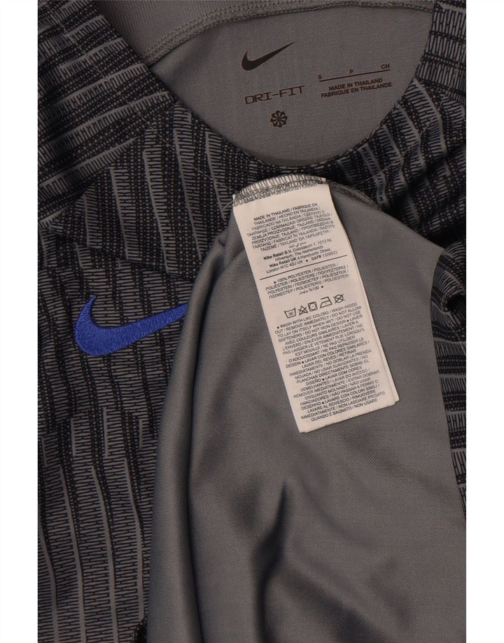 Ανδρικό γραφικό μπλουζάκι Nike Dri Fit, μικρό γκρι πολυεστέρα παραλλαγής