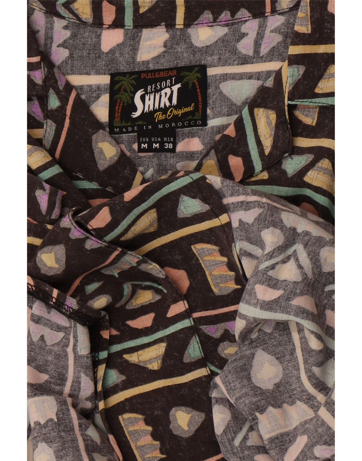 Ανδρικό κοντομάνικο πουκάμισο Pull & Bear, Μεσαίο Καφέ Γεωμετρικό Χαβάης