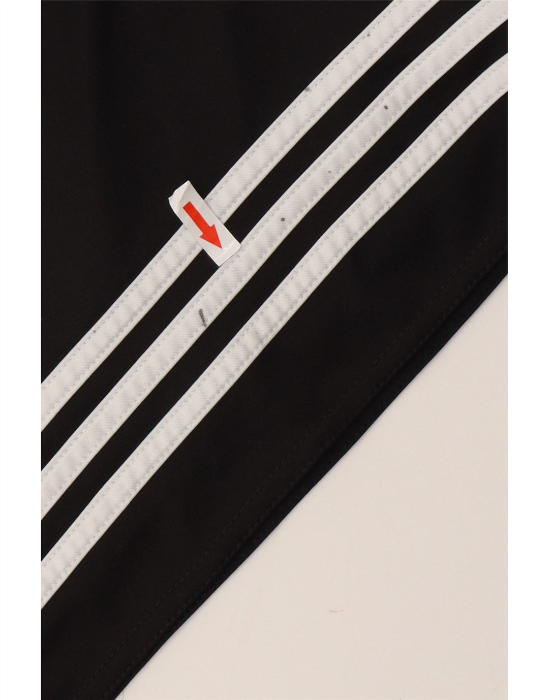 Ανδρικό αθλητικό σορτς ADIDAS Climalite από μεσαίο μαύρο πολυεστέρα