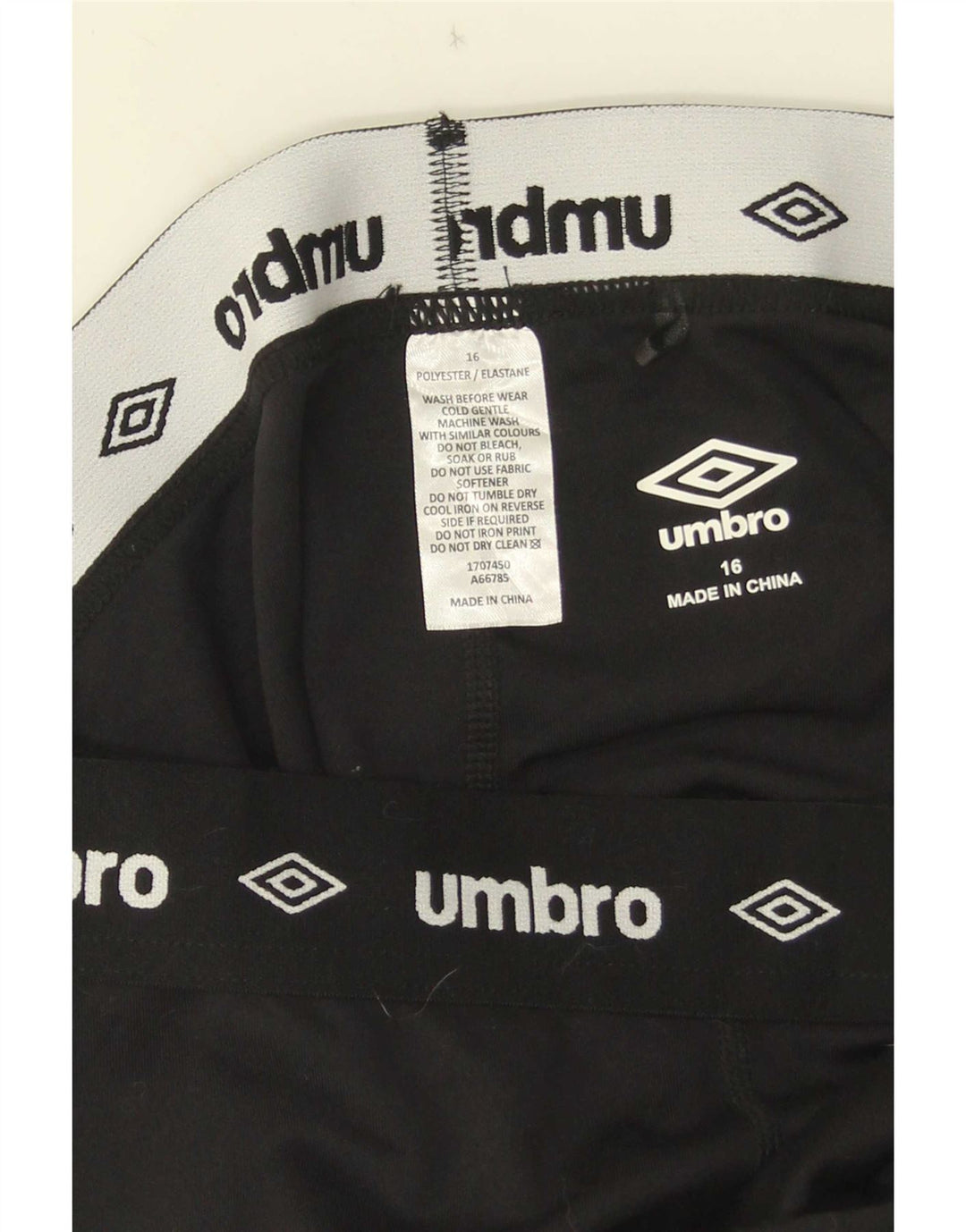 Κοριτσίστικα κολάν Umbro 15-16 ετών W26 Μαύρο Πολυεστέρα