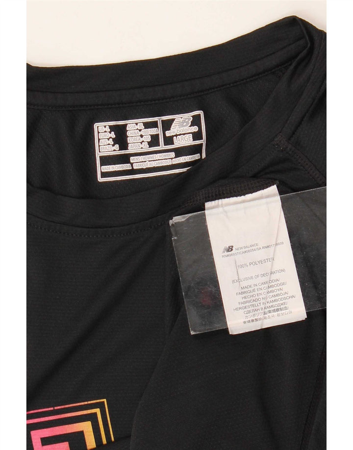Ανδρικό γραφικό T-Shirt New Balance Top Large Μαύρο Πολυεστέρας