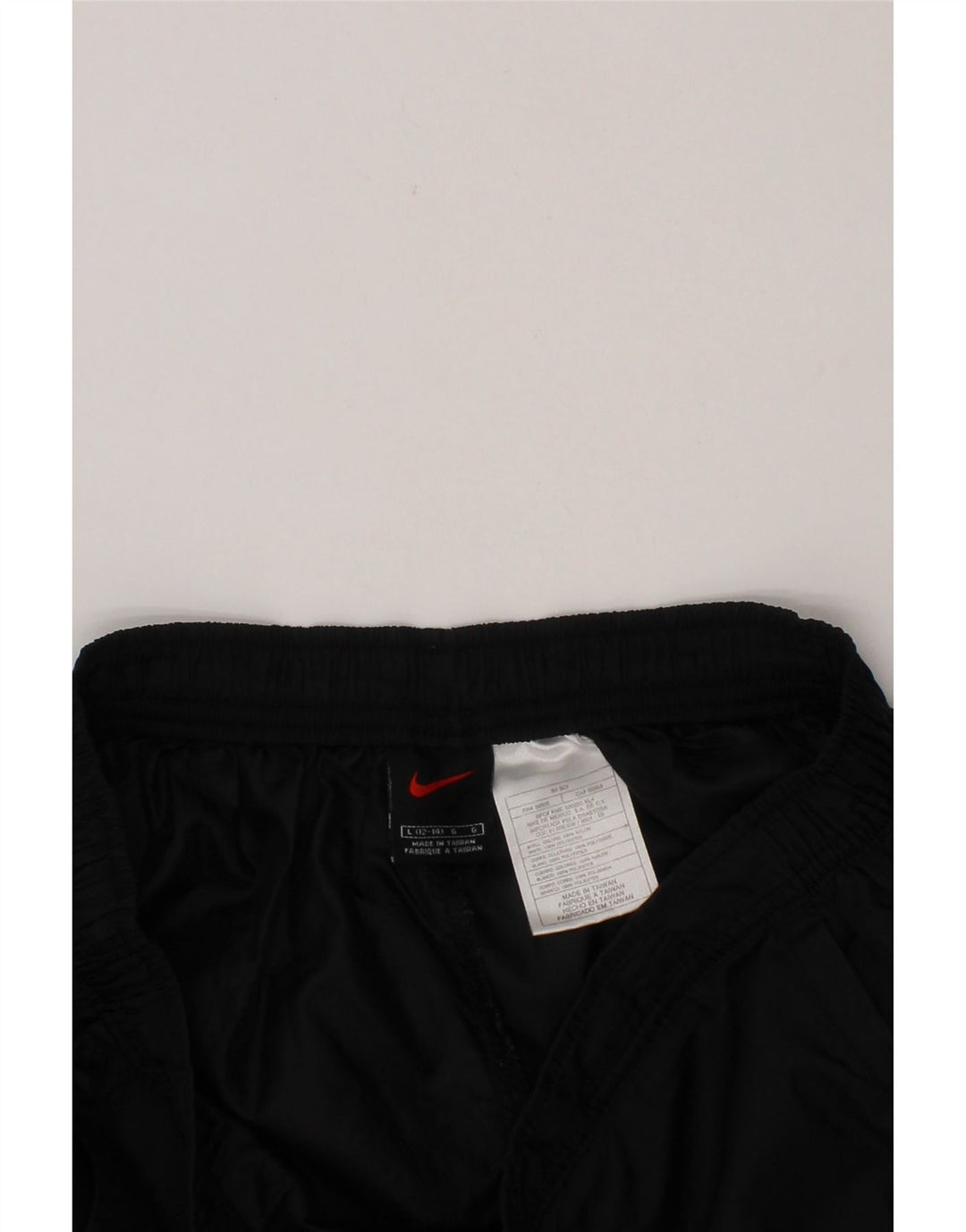 NIKE Womens Sport Shorts US 12/14 Large  Black Nylon Vintage Nike and Second-Hand Nike from Messina Hembry 