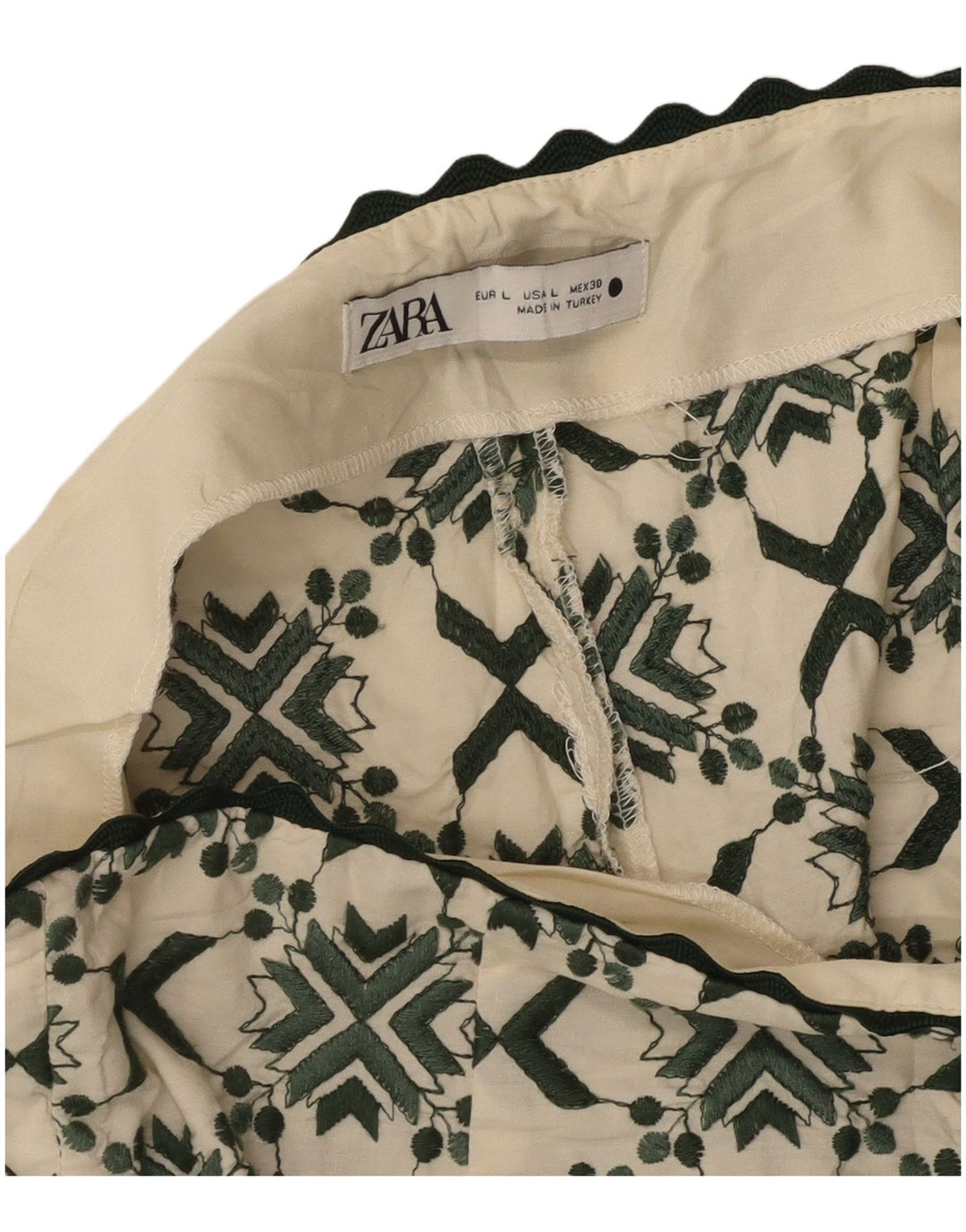 Zara Γυναικείο σορτς casual μεγάλο W30 σε λευκό γεωμετρικό