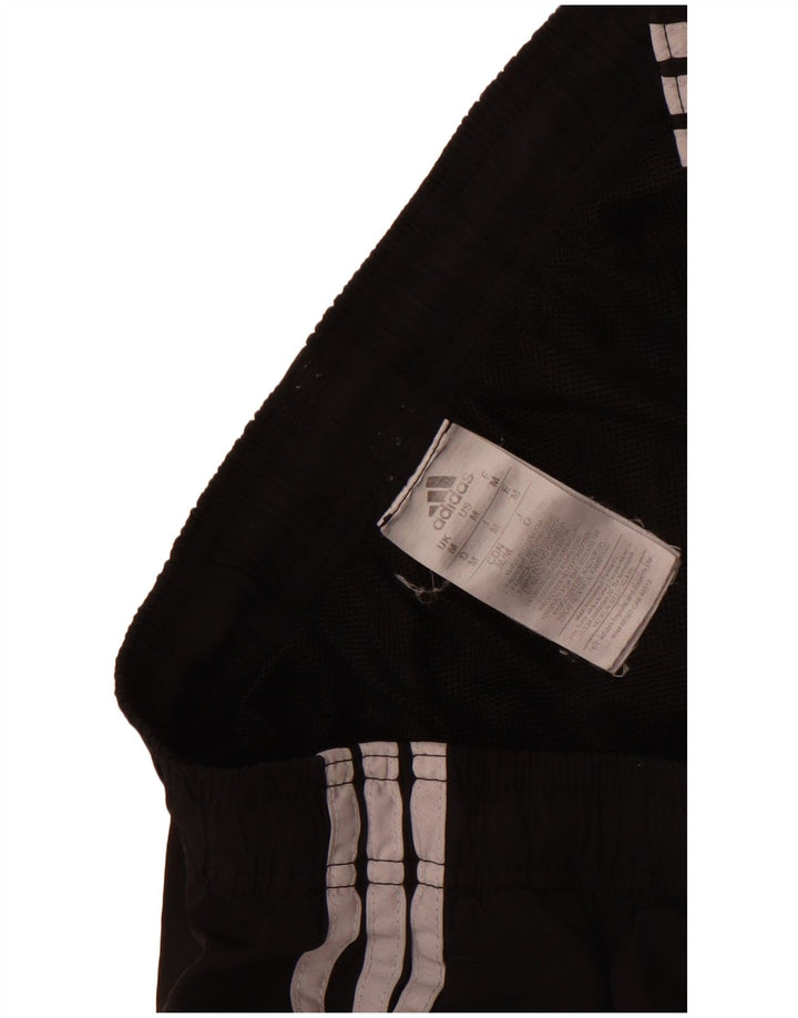 Ανδρικό αθλητικό σορτς Adidas από μεσαίο μαύρο πολυεστέρα