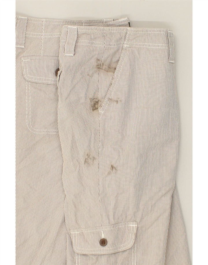 EDDIE BAUER Womens Cargo Shorts US 18 2XL W40 Grey Pinstripe Cotton | Vintage Eddie Bauer | Thrift | Second-Hand Eddie Bauer | Used Clothing | Messina Hembry 