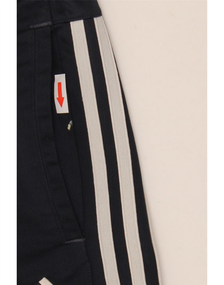 Ανδρικό αθλητικό σορτς Adidas από μεσαίο μπλε ναυτικό πολυεστέρα