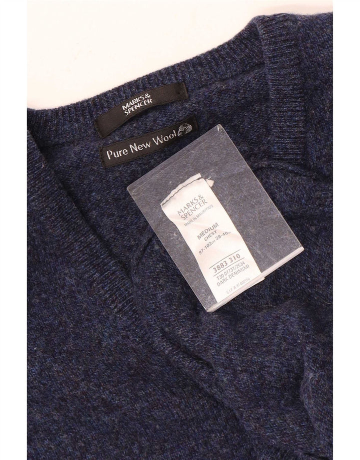 Marks & Spencer Ανδρικό πουλόβερ με λαιμόκοψη με λαιμόκοψη σε μεσαίο μπλε ναυτικό μαλλί