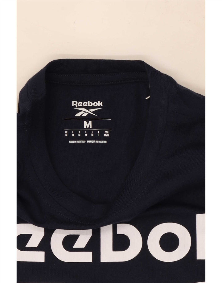 Ανδρικό γραφικό T-Shirt Reebok Top από μεσαίο μπλε ναυτικό βαμβακερό