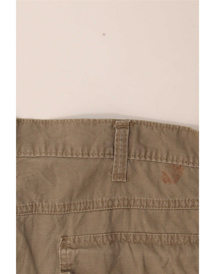 Ανδρικό σορτς Wrangler Cargo W36 μεγάλο βαμβακερό χακί