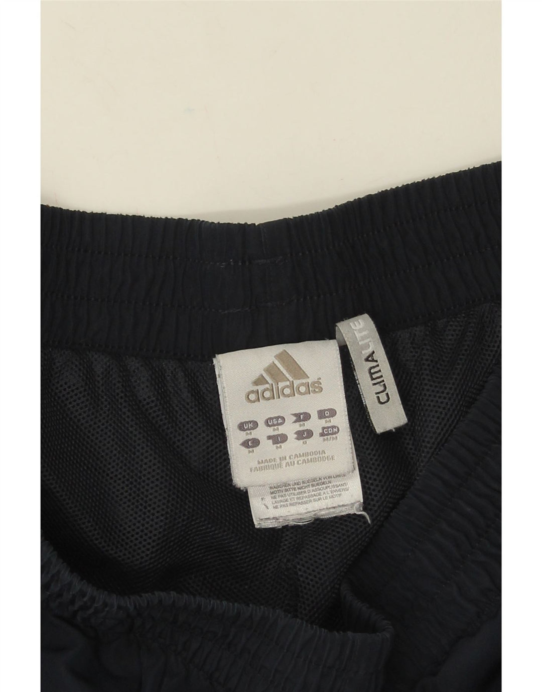 Ανδρικό αθλητικό σορτς Adidas Climalite από μεσαίο μπλε ναυτικό πολυεστέρα
