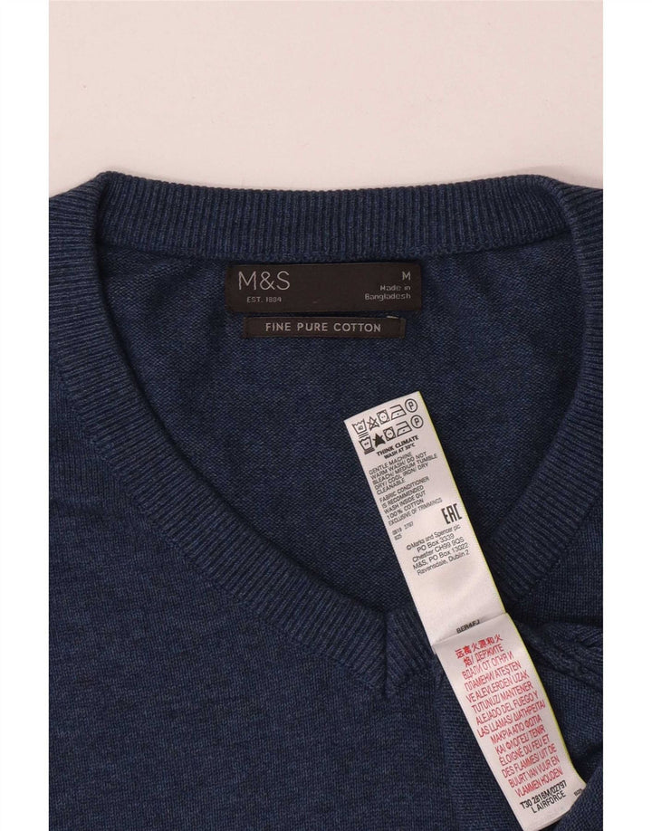 Marks & Spencer Ανδρικό πουλόβερ με λαιμόκοψη σε μεσαίο μπλε βαμβακερό