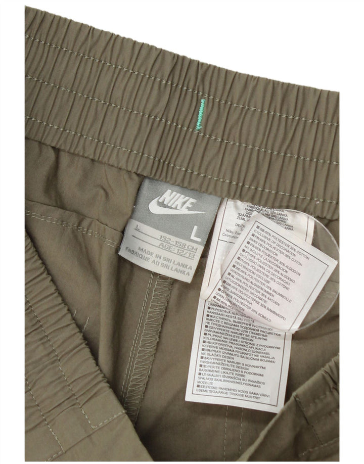 Nike Boys casual σορτς 12-13 ετών μεγάλο W28 χακί πολυεστέρας
