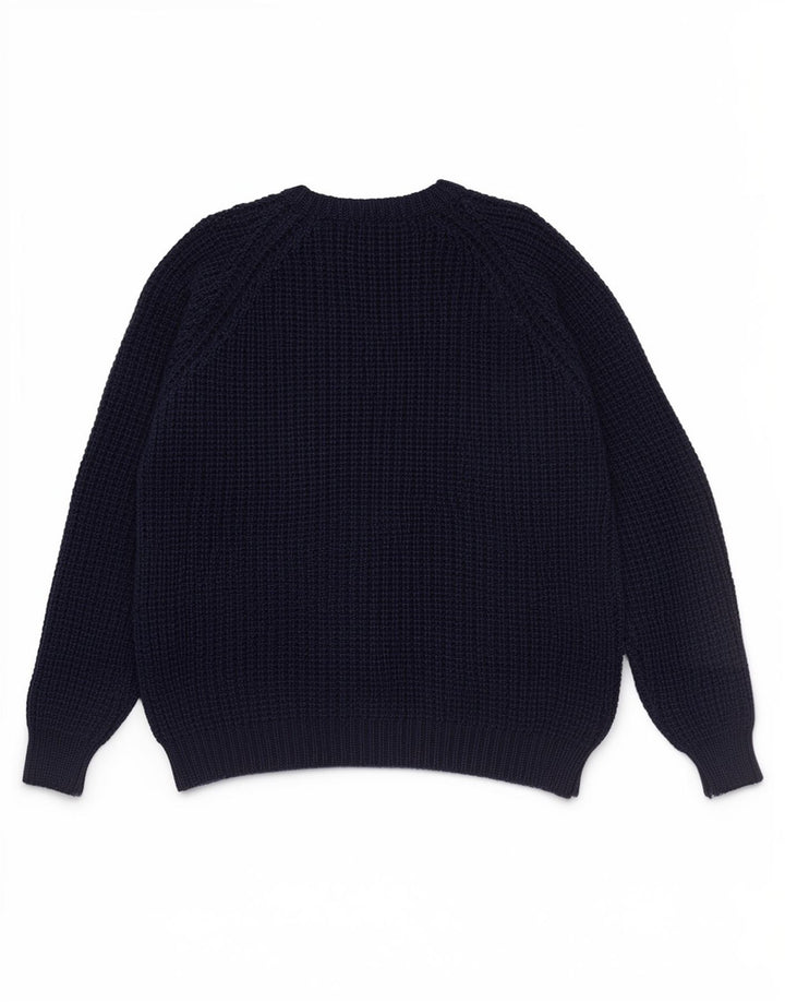 Ανδρικό πουλόβερ με λαιμόκοψη Aran Crafts με μεσαίο μπλε μαλλί