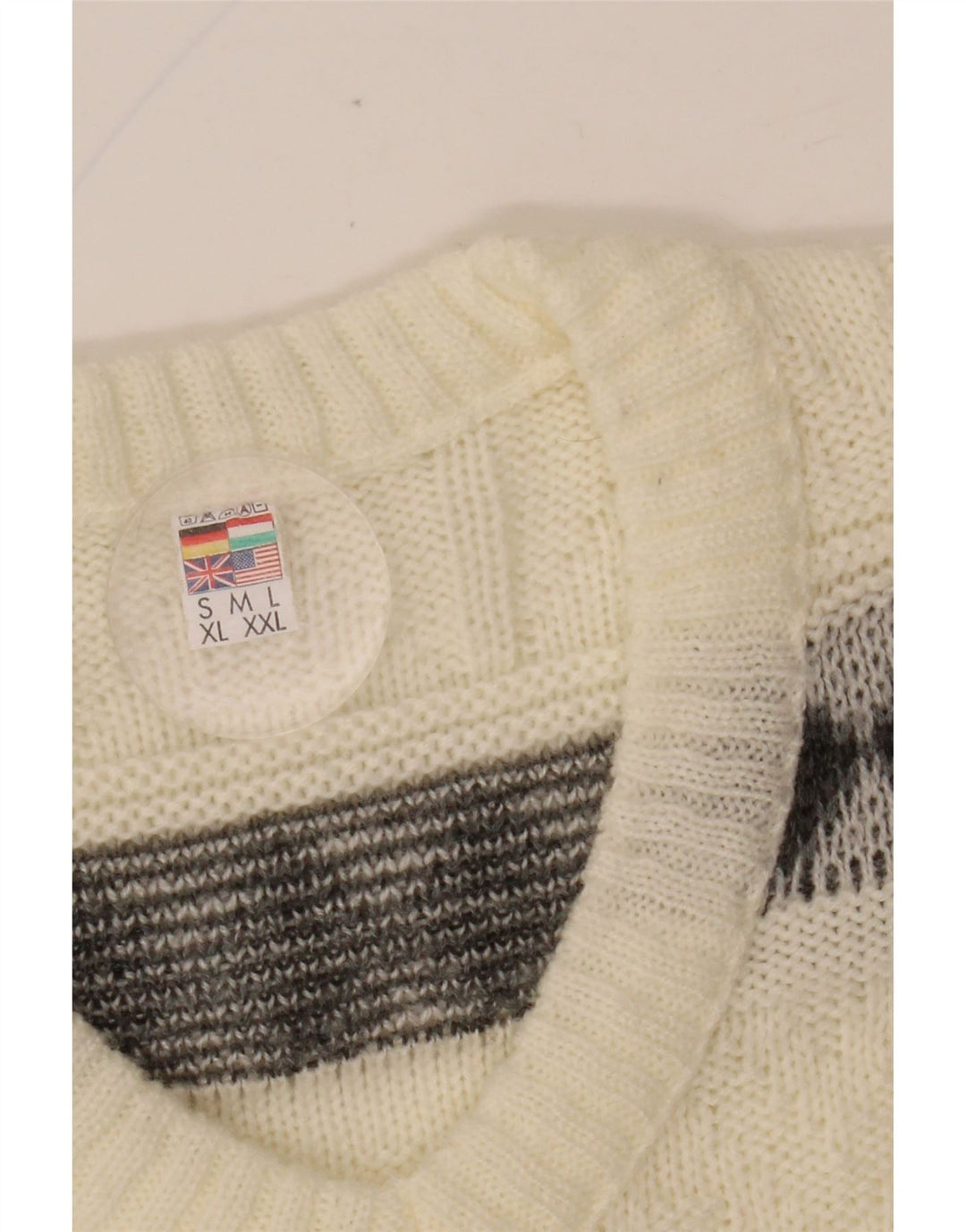 VINTAGE Ανδρικό πουλόβερ με λαιμόκοψη με λαιμόκοψη μεγάλο σε ανοιχτό λευκό Fair Isle