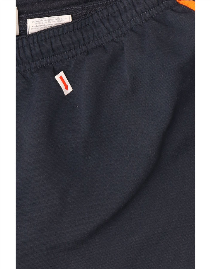 NIKE Boys Graphic Sport Shorts 13-14 Years XL Navy Blue Polyester Vintage Nike and Second-Hand Nike from Messina Hembry 