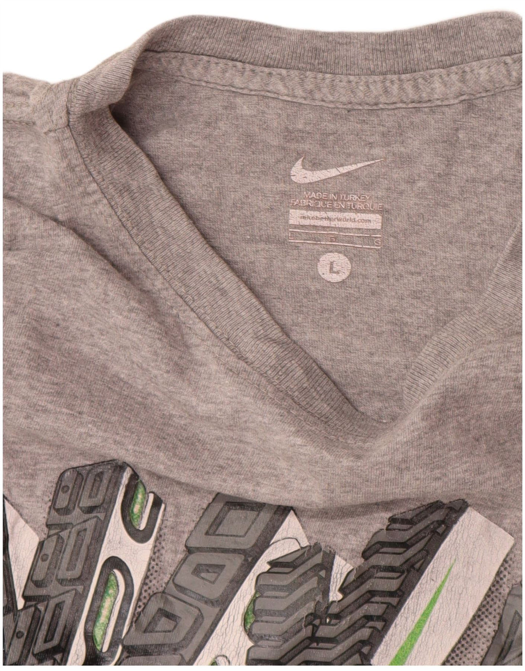 Ανδρικό γραφικό μπλουζάκι Nike τοπ με μεγάλο γκρι χρώμα