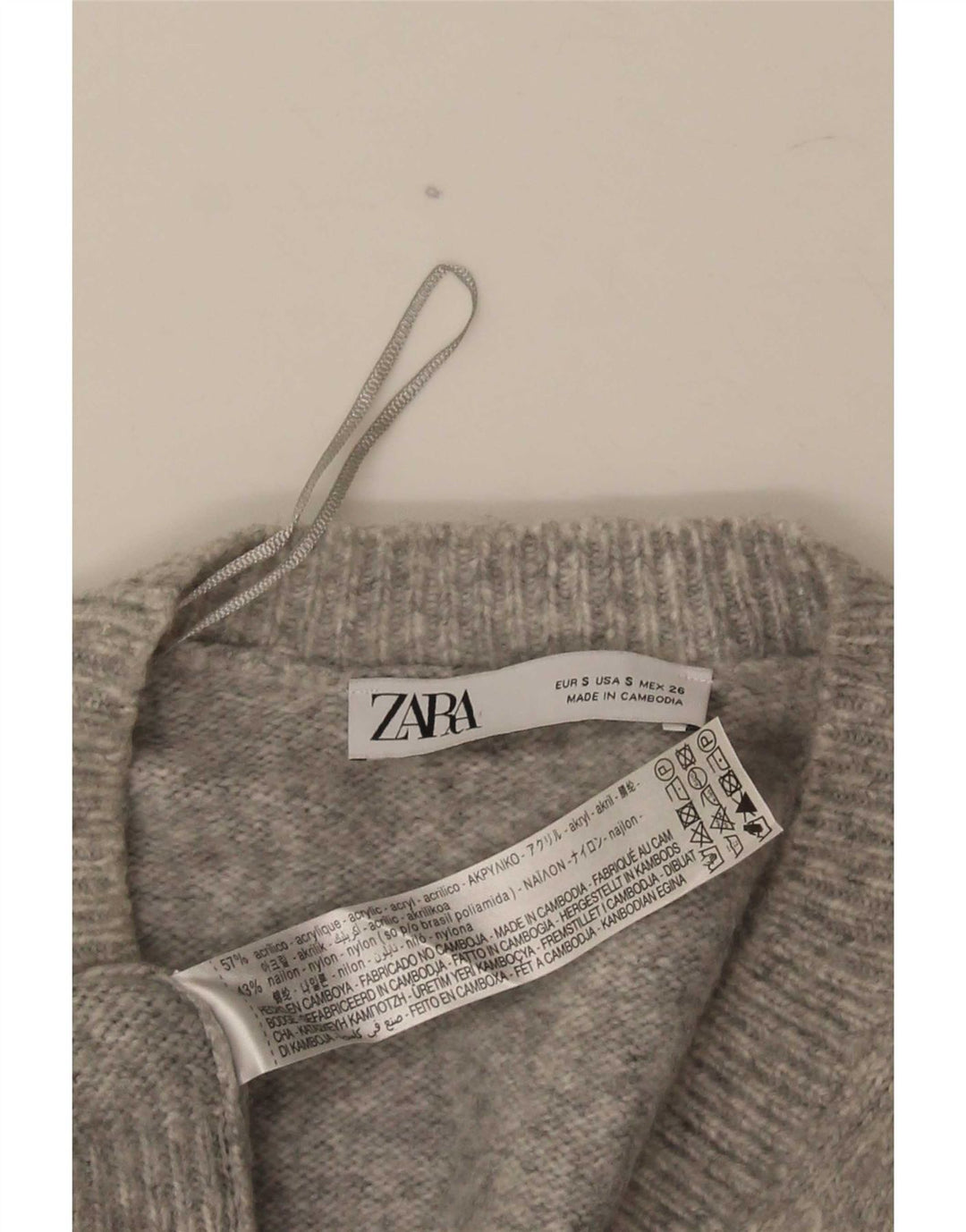 Ανδρικό πουλόβερ Zara με V λαιμόκοψη, Μικρό Γκρι Ακρυλικό