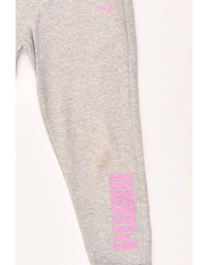 PUMA Girls Graphic Tracksuit Trousers Joggers 7-8 Years Grey | Vintage Puma | Thrift | Second-Hand Puma | Used Clothing | Messina Hembry 