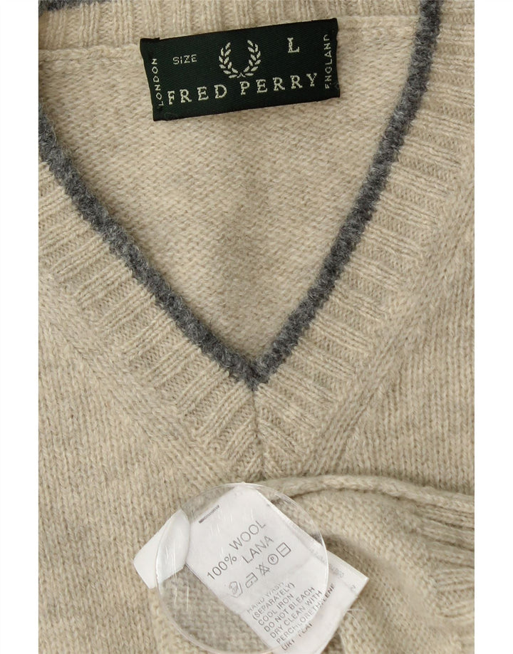 FRED PERRY Ανδρικό πουλόβερ με λαιμόκοψη με λαιμόκοψη σε μεγάλο πράσινο μάλλινο