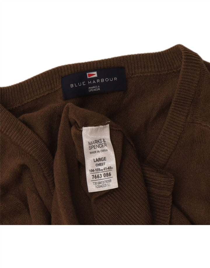 Ανδρικό πουλόβερ Marks & Spencer Blue Harbor με λαιμόκοψη με λαιμόκοψη μεγάλου μεγέθους καφέ ακρυλικό