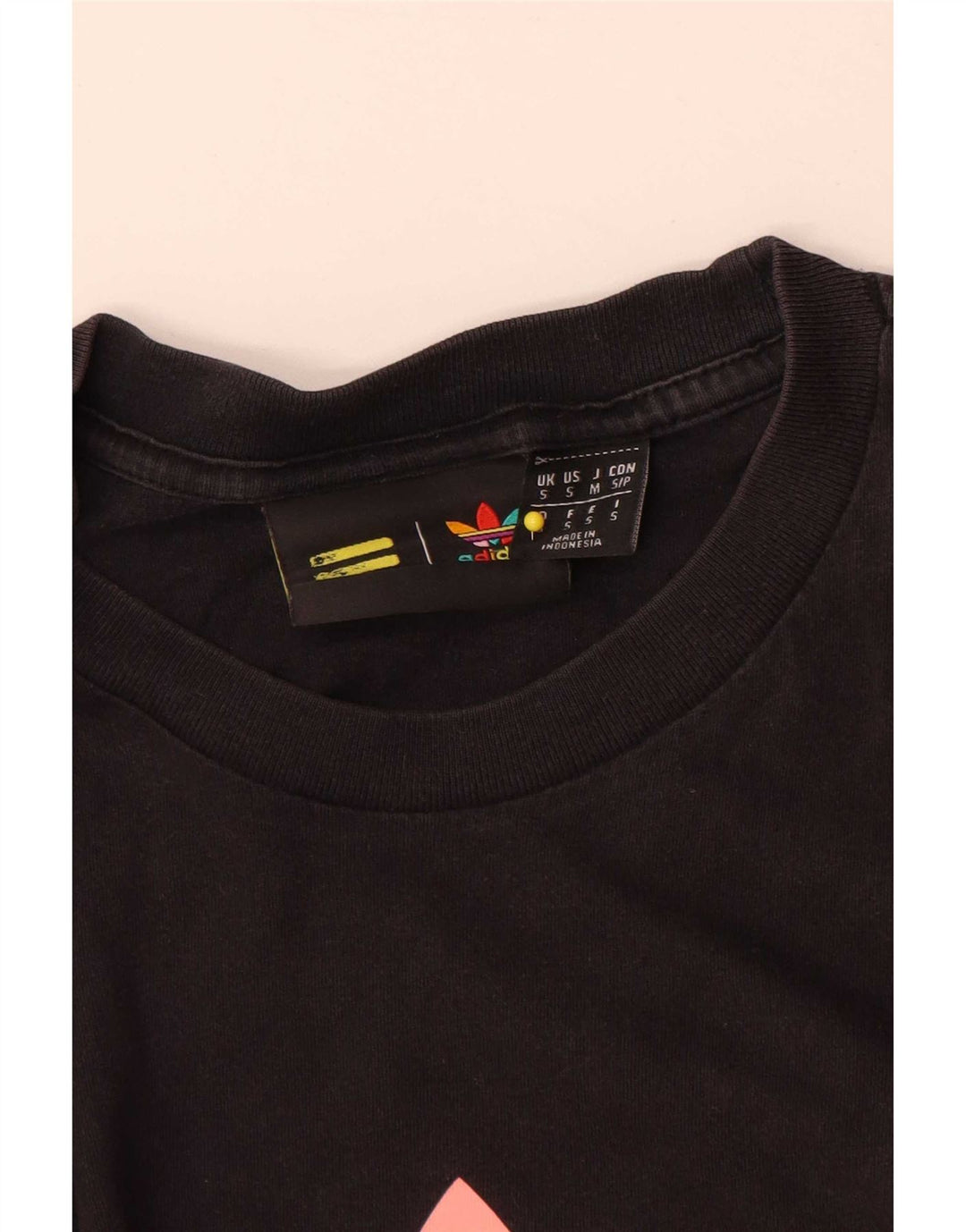 Adidas Γυναικείο T-Shirt Pharrell Williams γραφικό μπλουζάκι, μικρό μαύρο βαμβακερό