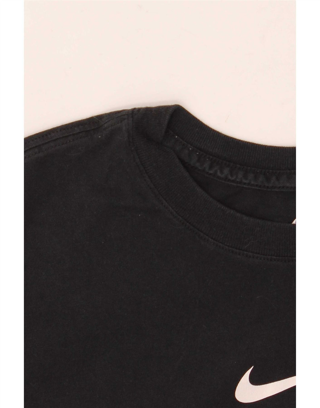Ανδρικό μπλουζάκι Nike Swoosh Graphic Μπλουζάκι μεσαίο μαύρο βαμβακερό