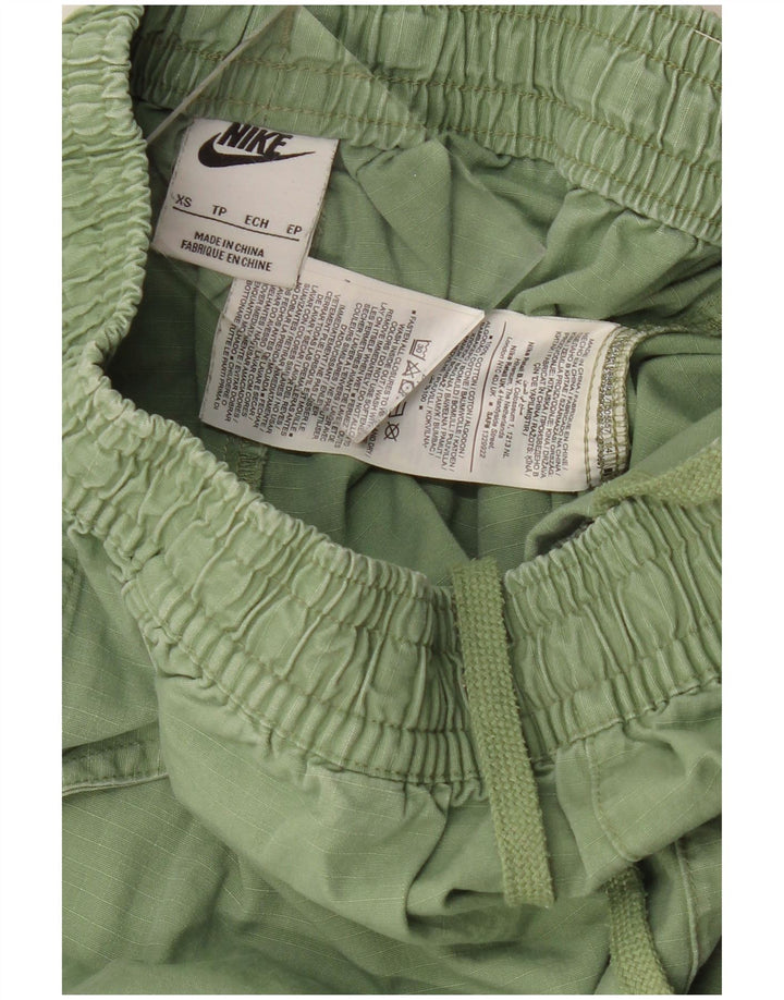 Γυναικείο αθλητικό σορτς NIKE UK 6 XS πράσινο βαμβακερό
