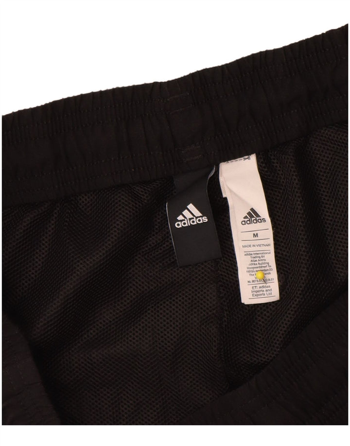 Ανδρικό γραφικό αθλητικό σορτς Adidas από μεσαίο μαύρο πολυεστέρα
