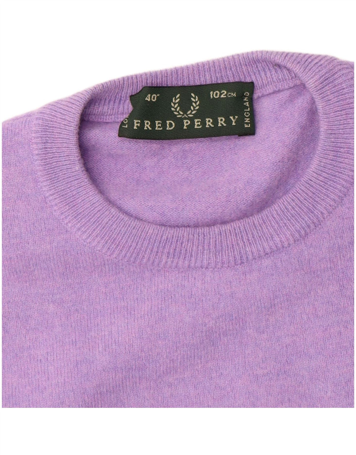 Fred Perry Γυναικείο πουλόβερ με λαιμόκοψη από μεσαίο μοβ μαλλί