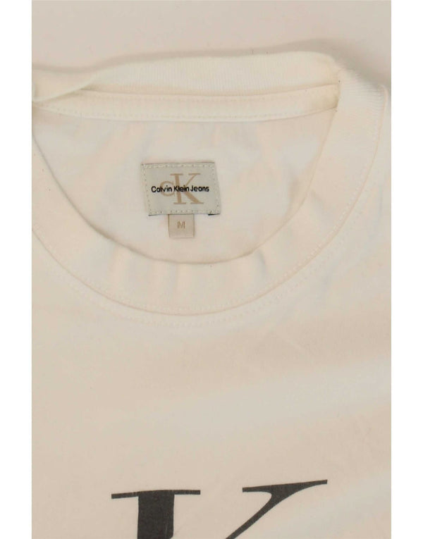Γυναικείο γραφικό μπλουζάκι Calvin Klein Jeans Top 12 μεσαίο λευκό