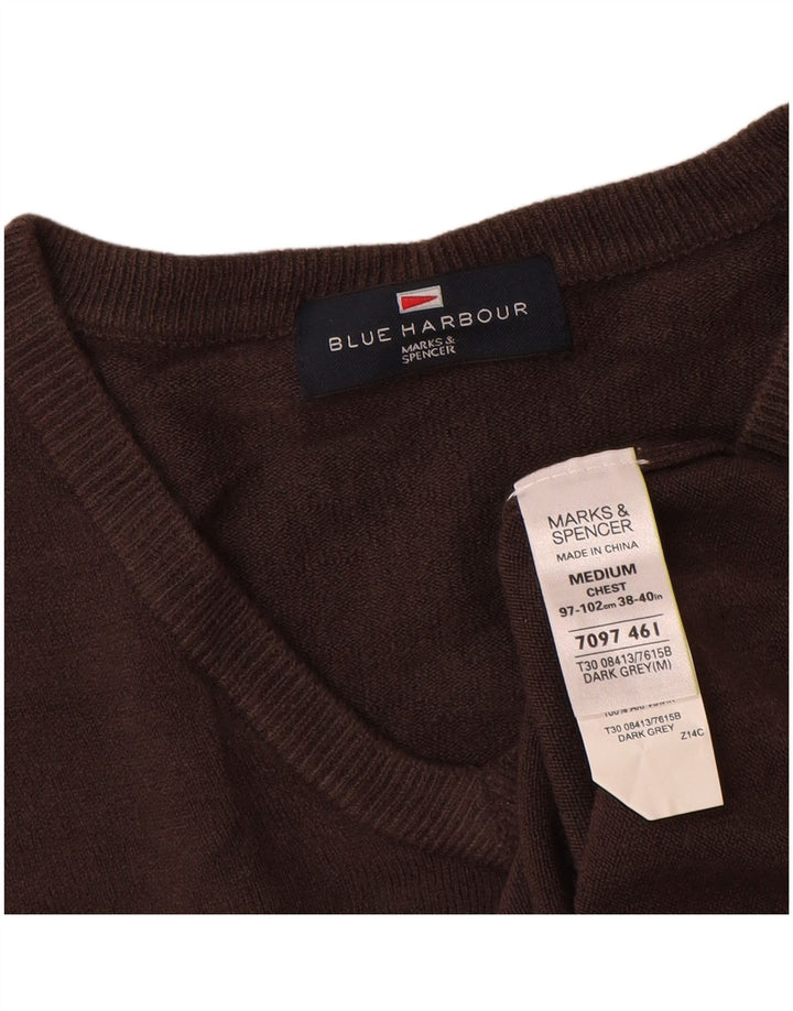 Ανδρικό πουλόβερ Marks & Spencer Blue Harbour με λαιμόκοψη με λαιμόκοψη με μεσαίο γκρι ακρυλικό