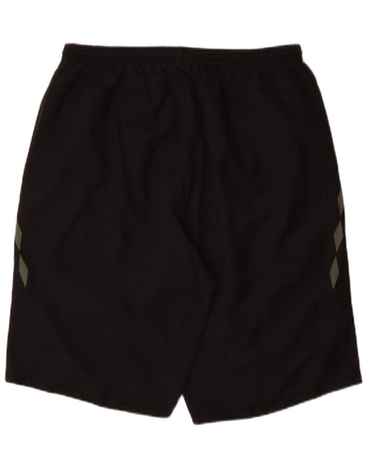 Ανδρικό αθλητικό σορτς Umbro XL Μαύρο γεωμετρικό πολυεστέρα