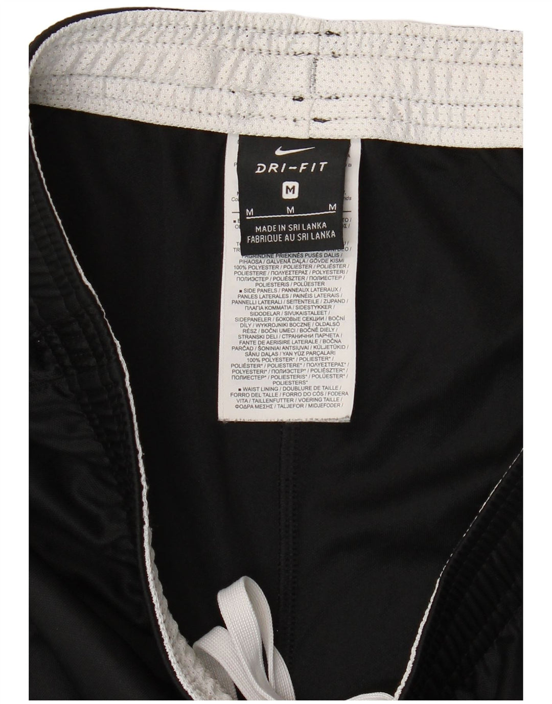 Ανδρικό αθλητικό σορτς Nike Dri Fit από μεσαίο μαύρο πολυεστέρα