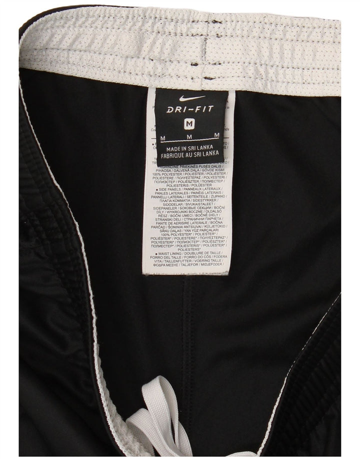 Ανδρικό αθλητικό σορτς Nike Dri Fit από μεσαίο μαύρο πολυεστέρα