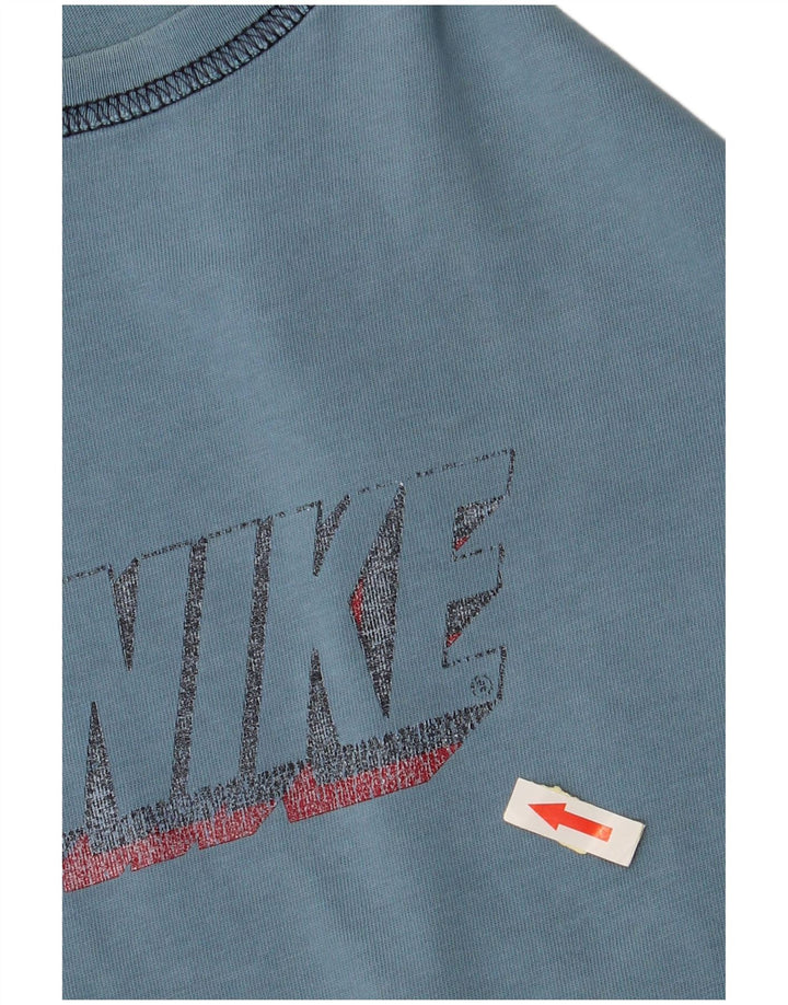 Ανδρικό γραφικό μπλουζάκι NIKE Top UK 39/41 μεσαίο μπλε βαμβακερό