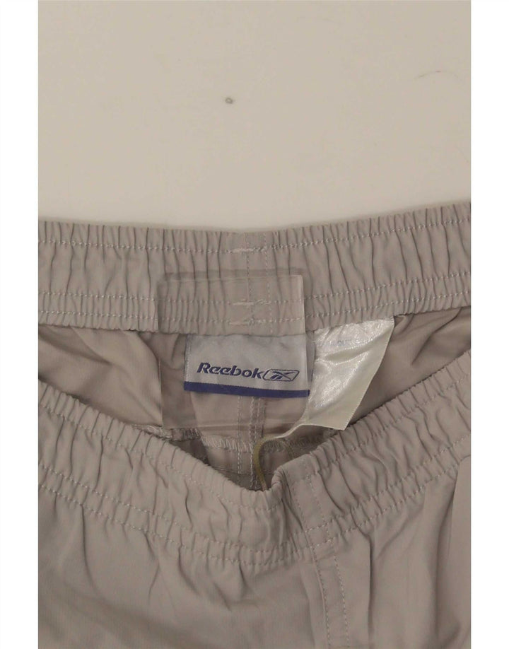 Ανδρικό αθλητικό σορτς Reebok σε γκρι χρώμα