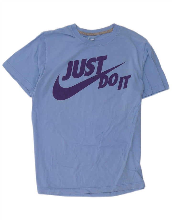 Ανδρικό T-shirt με κανονική εφαρμογή Nike γραφικό μπλουζάκι από μεσαίο μπλε βαμβακερό