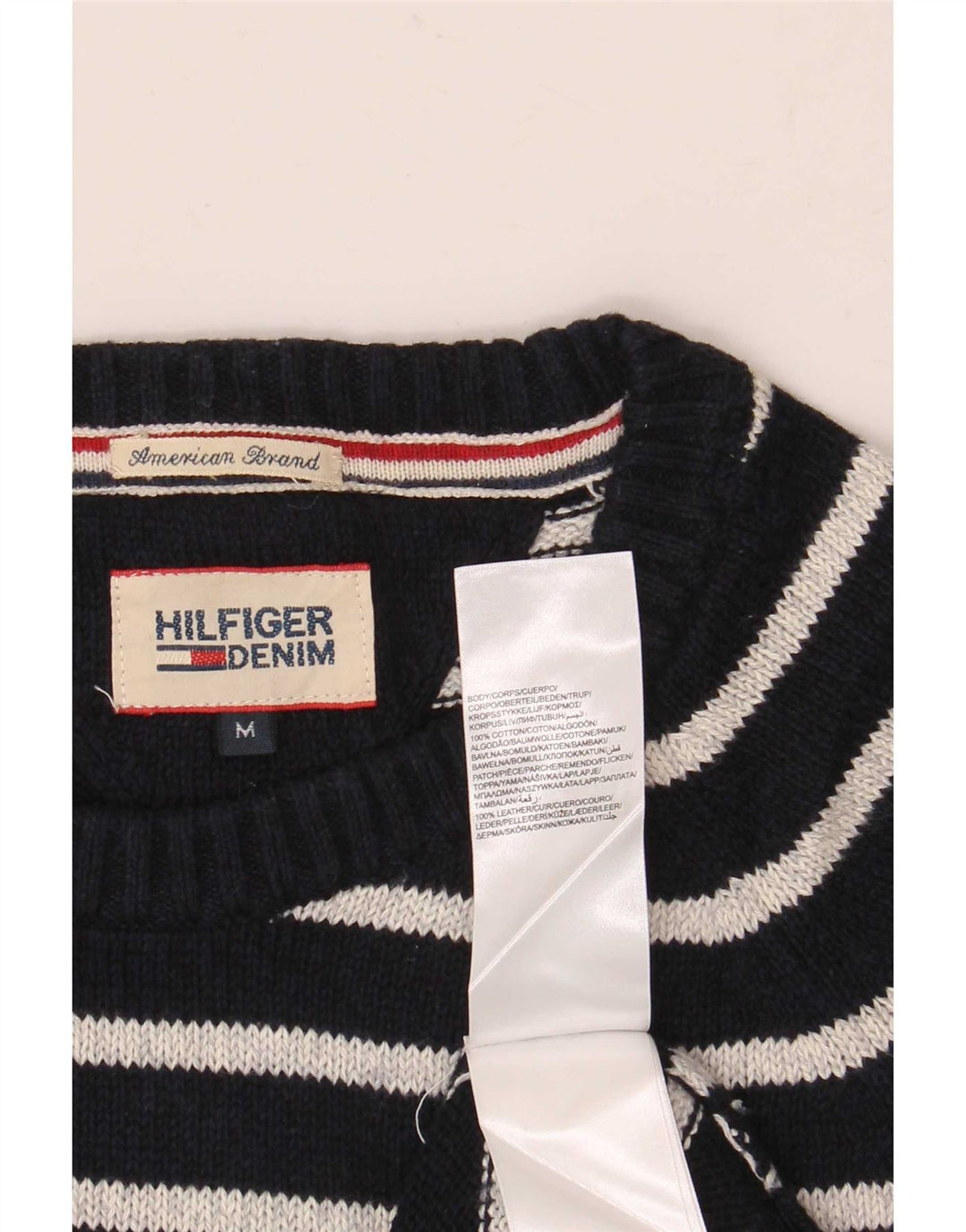 Ανδρικό πουλόβερ με λαιμόκοψη Tommy Hilfiger μεσαίο μπλε ριγέ