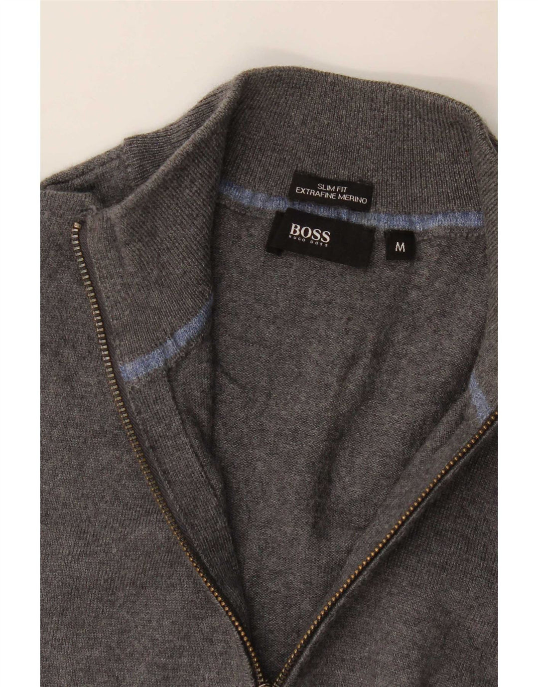 Ανδρικό πουλόβερ ζακέτας Hugo Boss με λεπτή εφαρμογή, μεσαίο γκρι μαλλί μερινό
