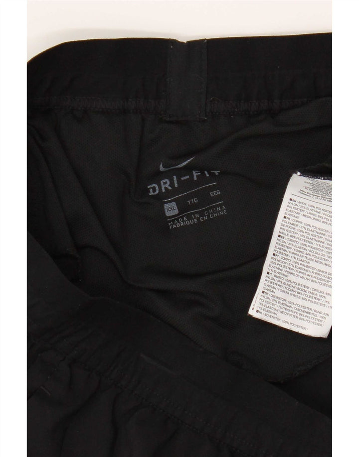 Γυναικείο αθλητικό σορτς Nike Dri Fit 2XL μαύρο πολυεστέρα