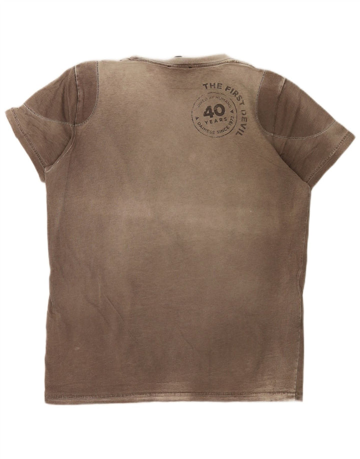 Ανδρικό γραφικό μπλουζάκι Dainese Top μεσαίο καφέ βαμβακερό
